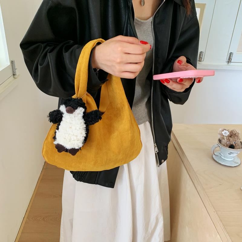 Японская и корейская осенне-зимняя ленивая мода женская сумка через плечо модная литературно-художественная простая ретро однотонная сумка на запястье