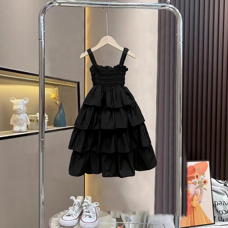 

Cute Summer Sleeveless Dresses for Girls: Tulle Skirts, Spaghetti-Strap Dresses, and One-Piece Dresses 160 чорний