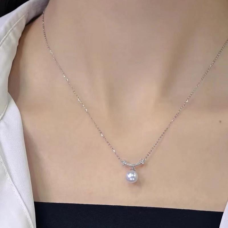 Huitan Design Creativ Imitatie Perla Zâmbet Colier pentru Femei Lanț Culoare Argintiu Zirconiu Cubic Strălucitor Bijuterii Tendință Nuntă