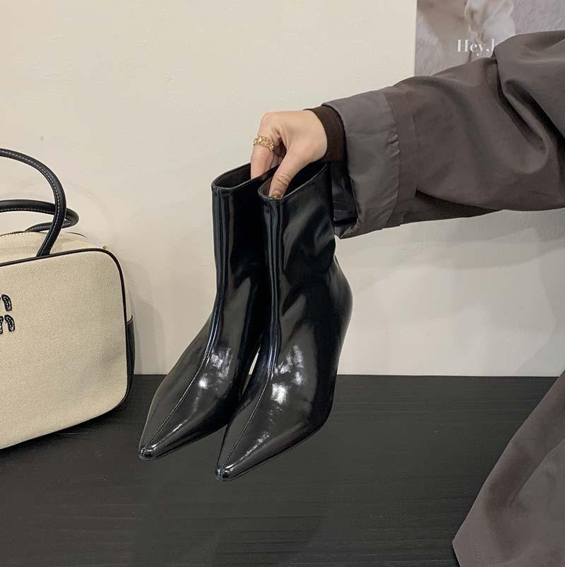 2025 autumn and winter new European and American fine heel middle heel fashion pointed short boots wide boots solid color boots