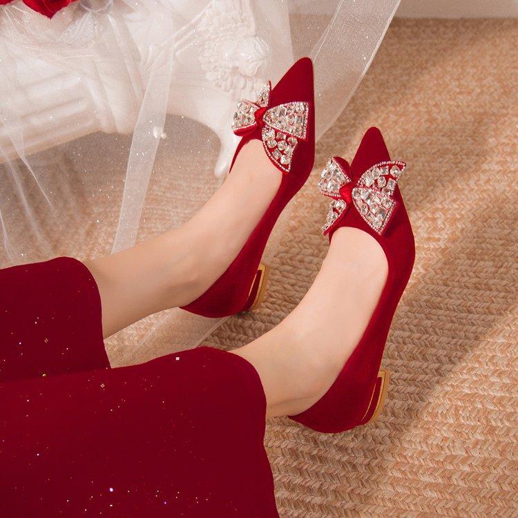 Wedding Shoes Women's Pointed Wedding Bride Shoes 2024 New Chinese Thick Heel Single Shoes Xiuhe Rhinestone Red High Heels