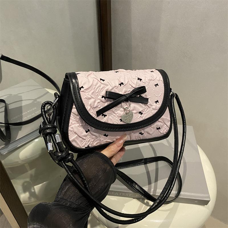 

Fashion lace high-end sense niche shoulder bag women s new sweet personality printing casual versatile messenger bag чорний