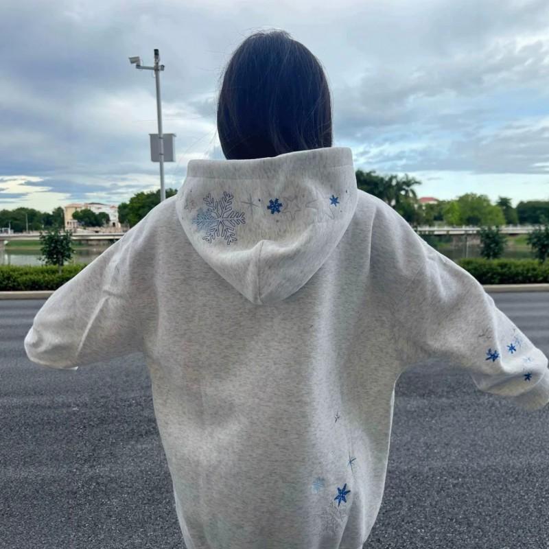 Womens Oversized Hooded Sweatshirt Fall Winter Snowflake Embroidery Streetwear Couple Outerwear