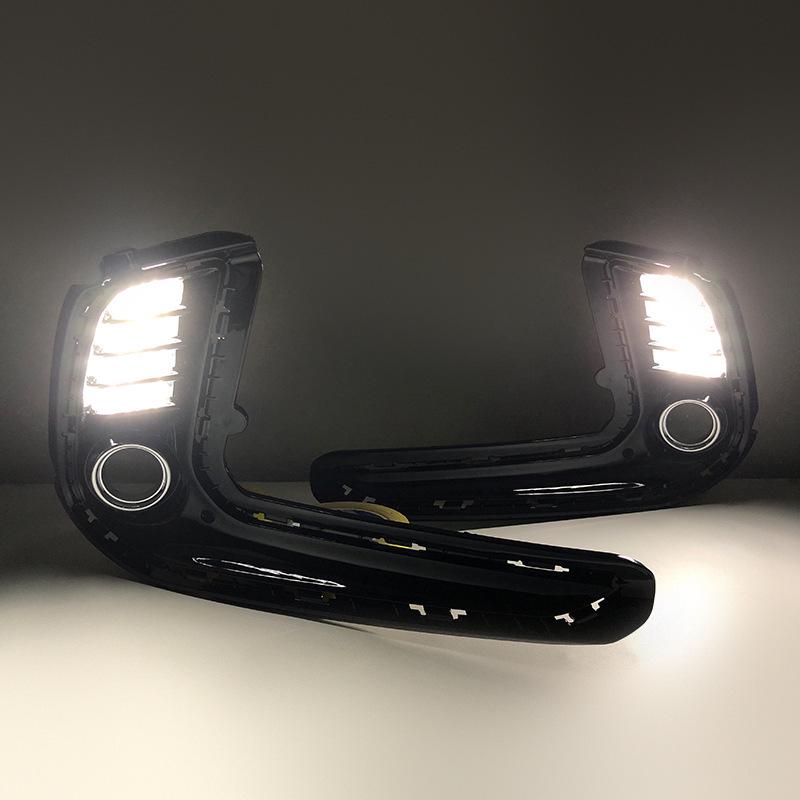 Hyundai Elantra Modern Daytime Running Lights