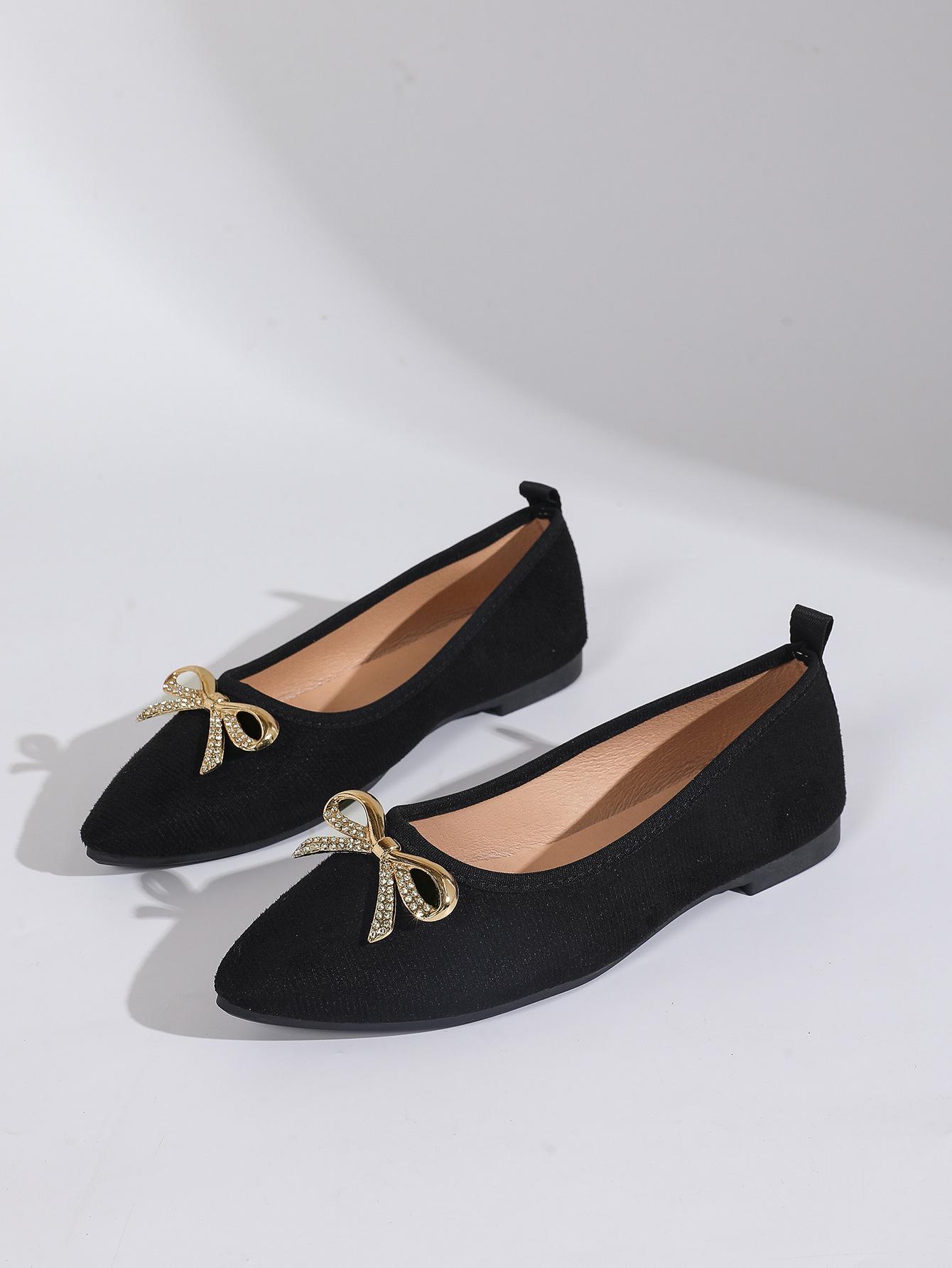 

2025 large size women s shoes flat bottom shallow mouth ladyshoes 2025 new pointed casual rhinestone bow shoes 40 чёрный