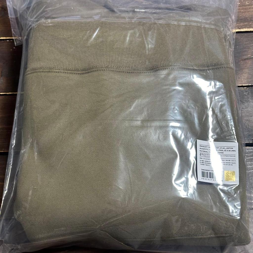 [USED] RIIZE Hoodie Khaki Goods Pop-Up Hoodie