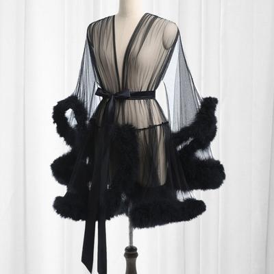 Camisola de Noite Feminina Acabamento de Pelúcia Malha Transparente Ultrafina Babado com Laço Ajustável na Cintura