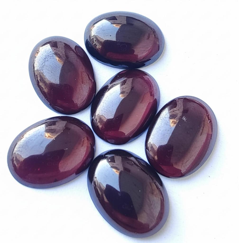 Tiefrote Granat Ovale Cabochons - Natürliche Ovale Granat Edelsteine für Schmuck