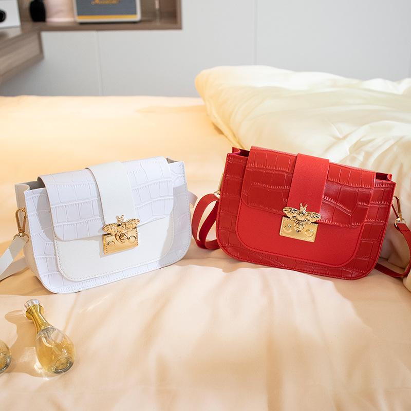 Crocodile Pattern Messenger Bag Trendy Bag Women's Outdoor Leisure Shoulder Bag Women