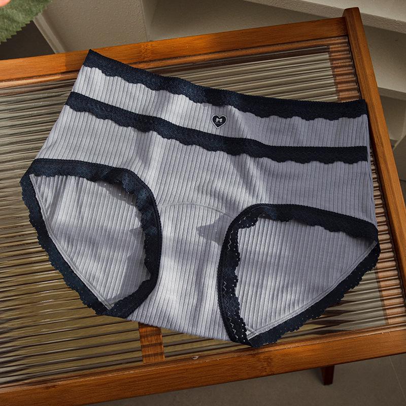 British Retro Women s Pure Cotton Antibacterial Briefs with Extended Crotch and No Wedgie Design. L (90-120 lbs)