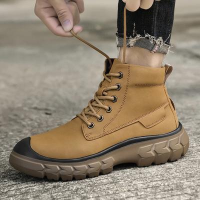 Boots & Stiefel