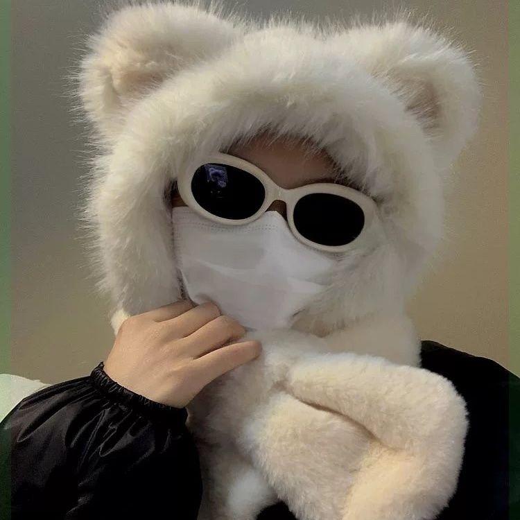 Winter Cute Bear Plush Hat and Scarf Integrated Women's Versatile Warm Fleece Lined Cute Neck Warmer