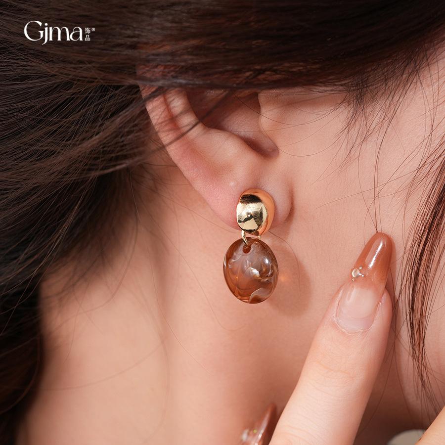 Autumn and Winter Maillard Geometric Resin Water Drop Earrings Stud Earrings Fashion Personality Earrings