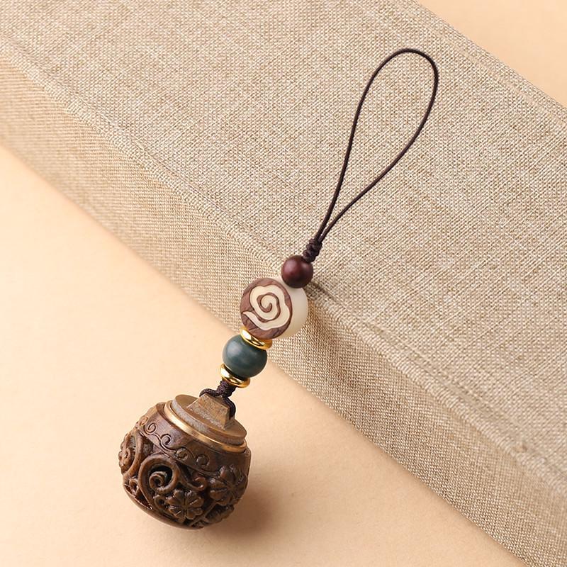 2021 Green Car Keychain G Buckle: Women's Mobile Phone Strap with Sandalwood Hollow Sachet Pendant
