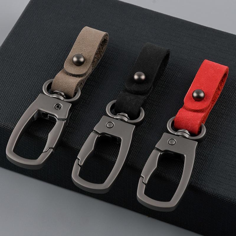 The First Layer of Cowhide Keychain Pendant Simple Car Metal Keychain Buckle Head Keychain