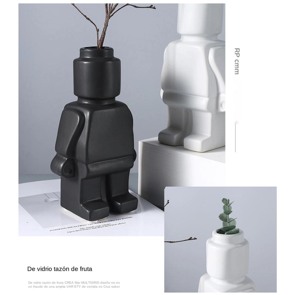 Nordic Style Resin Robot Vase Indoor Flower Pot Modern Home Interior Decoration White Goods Decoration Office Desk Decoration