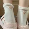 Embroidered Bowlace Ankle Socks for Children, Mid-length Stockings, Suitable for Spring and Summer, Made of Pure Cotton, Versatile for Ballet Style.