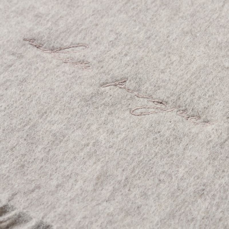 White Project REINE WOLLE 100 SCHAL_HELLHAFER