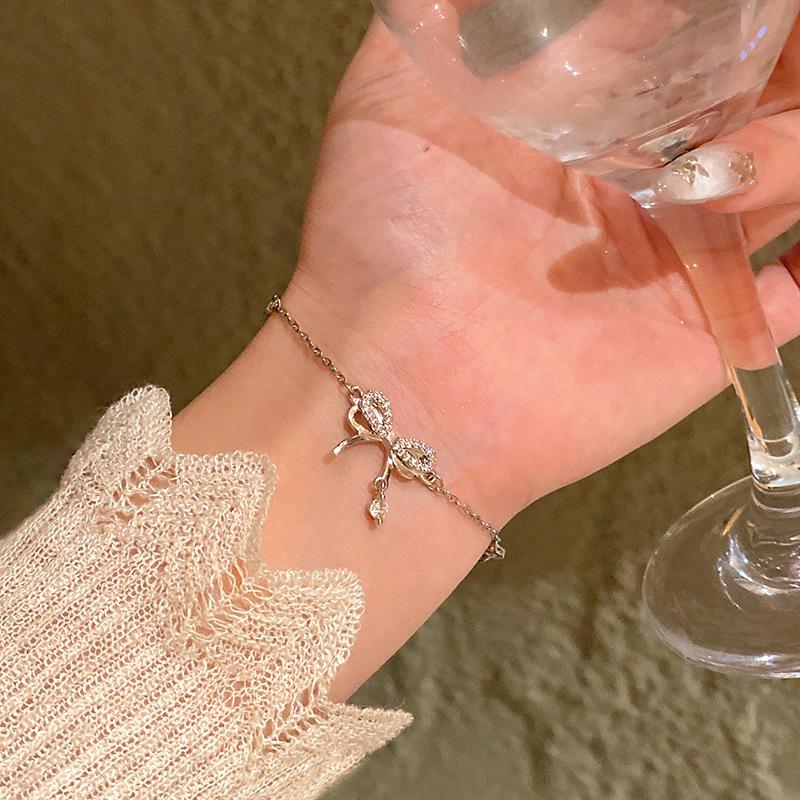 Light Luxury Niche High-end Pearl Bracelet Women's Korean Style Fashion Elegant Flash Zircon Love Bracelet Crystal Bracelet