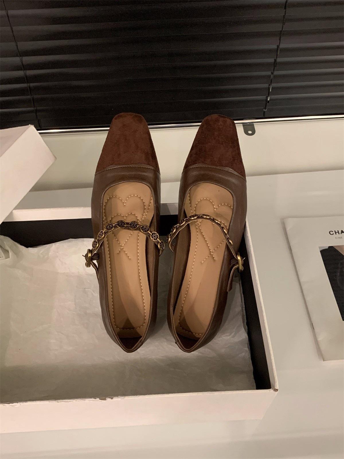 

Красные туфли-лодочки на низком каблуке, женская обувь, новые весенне-осенние комбинированные черные туфли для работы 40 коричневый