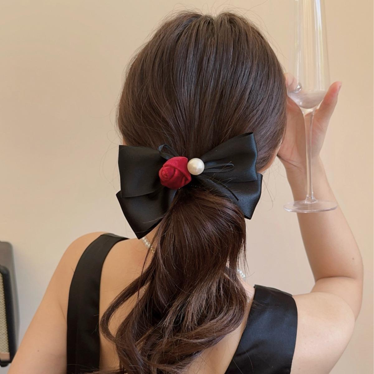 

Заколка для волос Velvet 3D Rose Bow - элегантная и универсальная заколка для головы