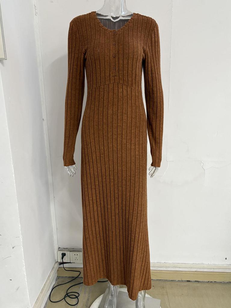 Independent Style European & American Solid Color Ribbed V-Neck Single-Breasted Long Dress for Women - Autumn/Winter Collection