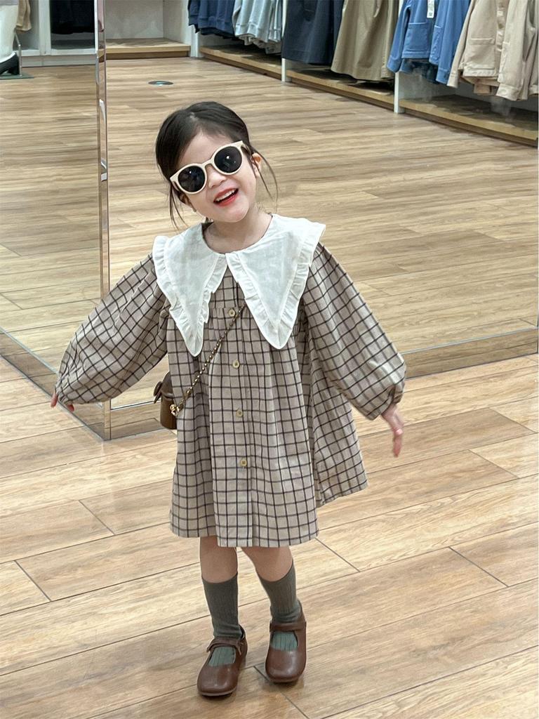 Jesień 2024 Sukienka dla dziewczynek w stylu koreańskim z literackim spiczastym kołnierzykiem