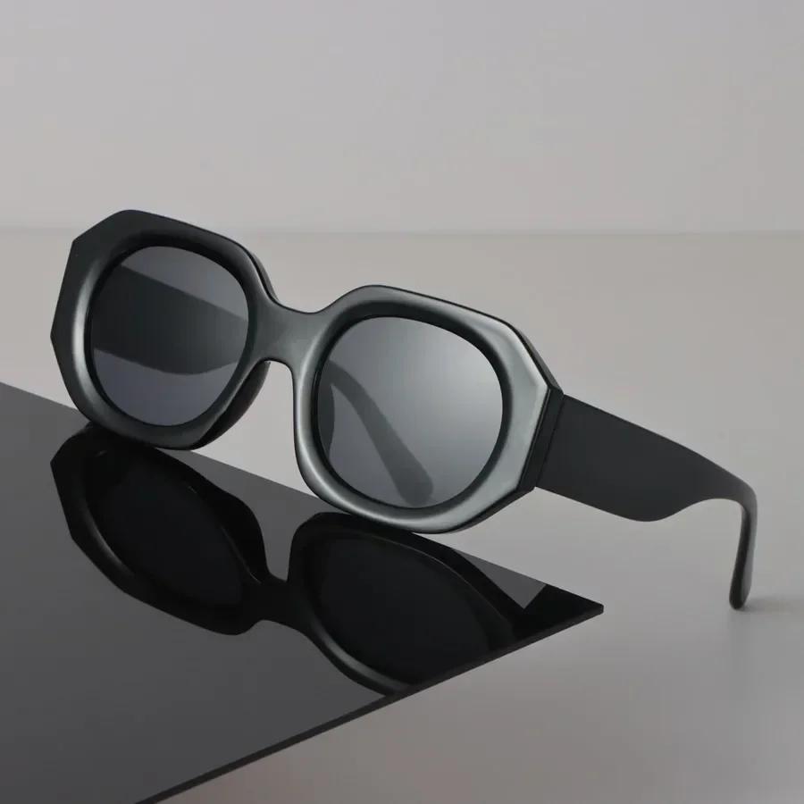 Sunglasses Women Fashion Men Square Design Sun Glasses Vintage Female Male Plastic Frame Stylish