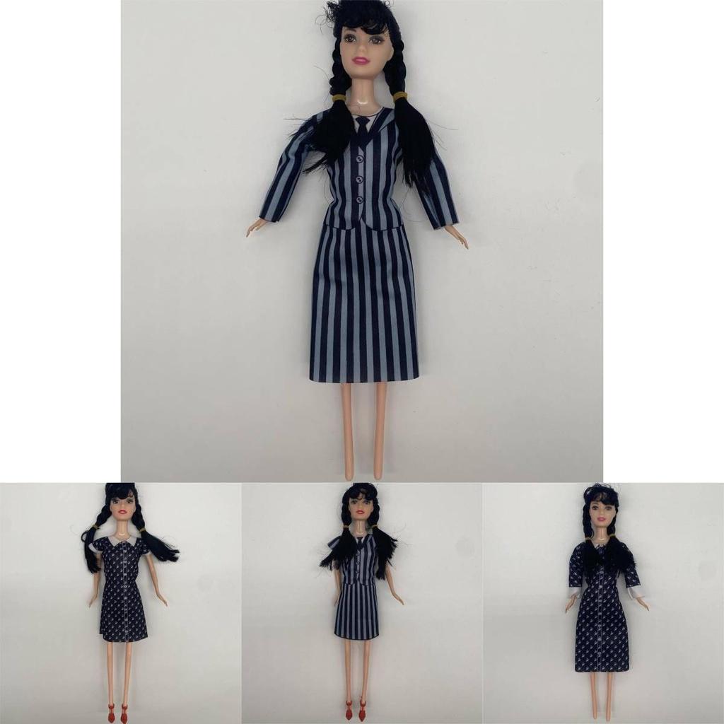 Poupée Mercredi Addams de la Famille Addams Articulée avec Parapluie et Tenues à Pois 5 et 11 Options d'Articulation