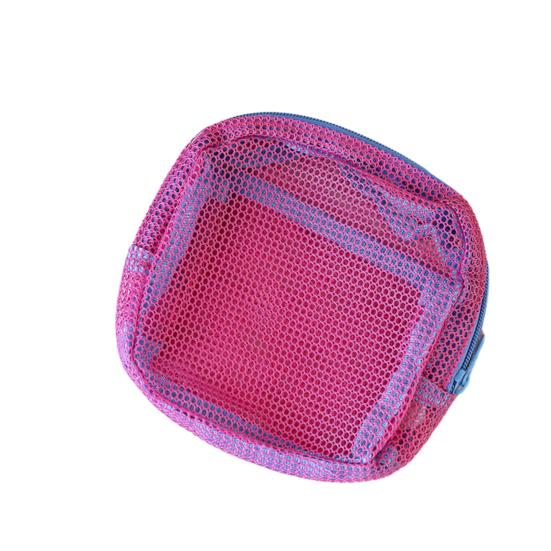

Cosmetic Storage Bag Breathable Mesh Design Compact Organizer with Lanyard Portable Bag for Toiletries Makeup A рожевий червоний колір
