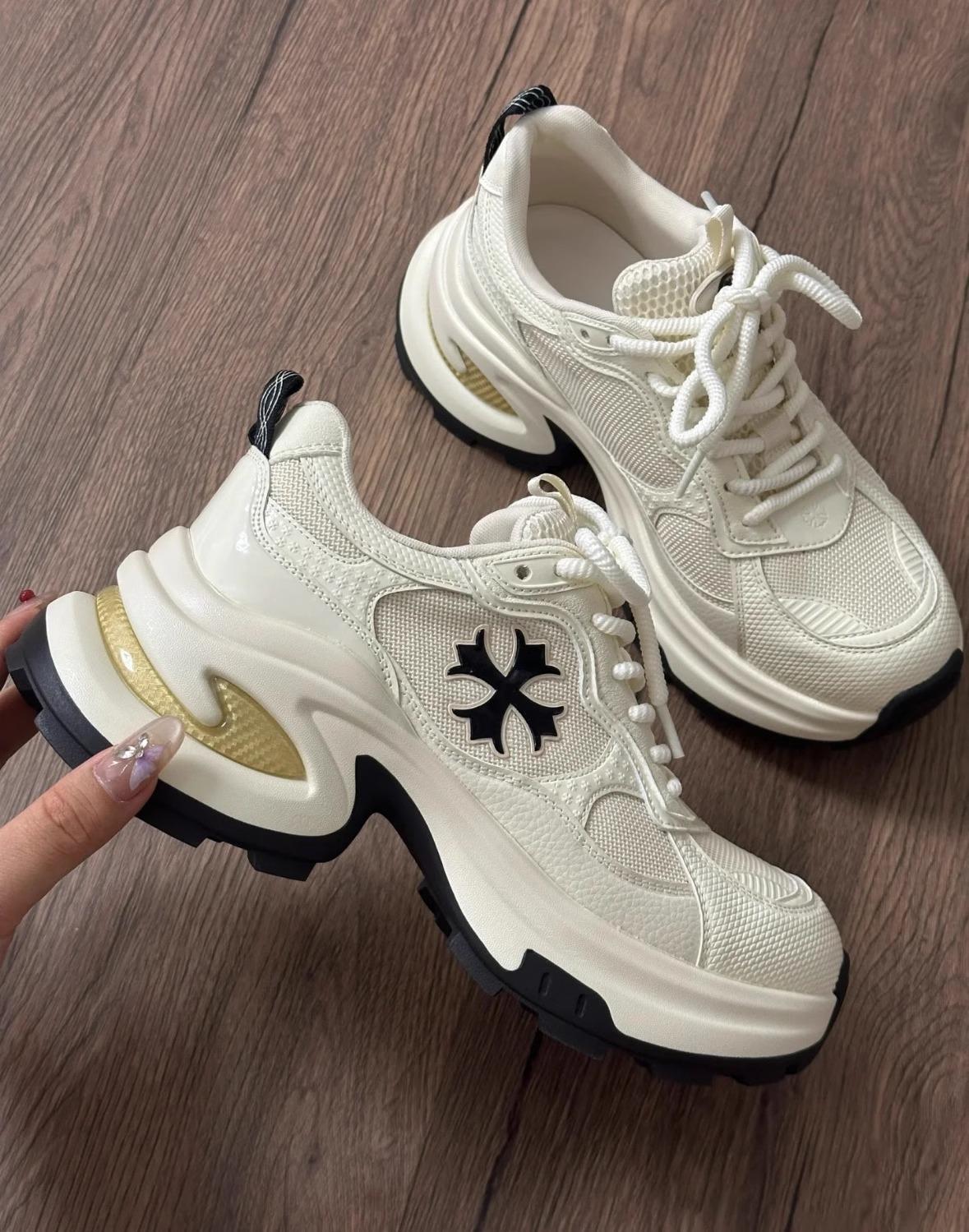 

Cross platform silver summer dad shoes women s 2025 new heightening versatile explosive shoes breathable sneakers 35