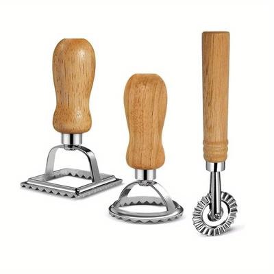Cutters with Roller - Pasta Mould with Wooden Handle and Fluted Edge - Ravioli Cutter and Press Pad for Pasta, Ravioli, Lasagne, Pierogi