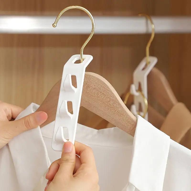 4Pcs/set  Plastics Hanger Connection Hook Stackable Space Saving Storage Multifunctional Hanging Clothes Rack