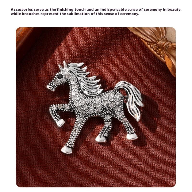 Classic Rhinestone Horse Brooches For Women Zodiac Animal Lapel Pins Casual Party Accessories New Year Gifts Friends