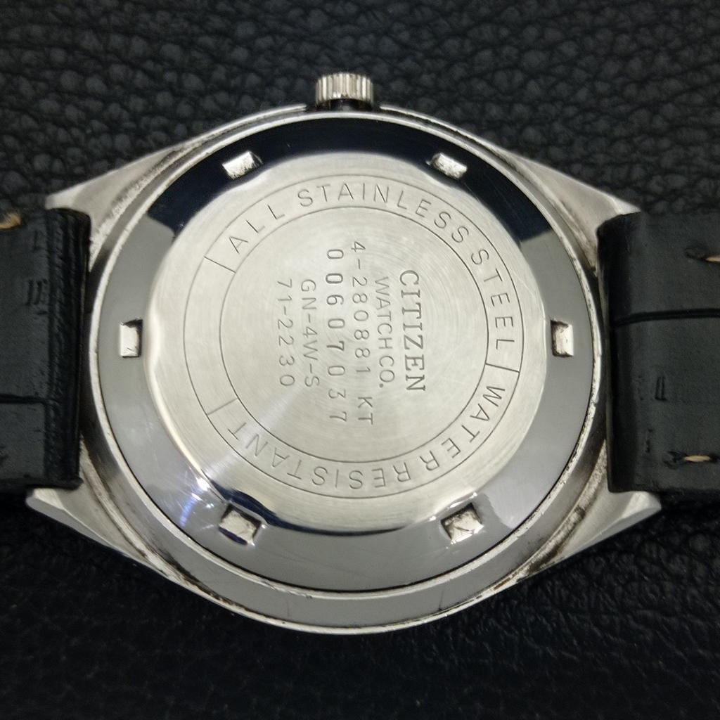 CITIZEN AUTOMATIC 8200 VINTAGE JAPAN MENS BLACK COLOR DIAL WATCH a702128-5 R208-a702128