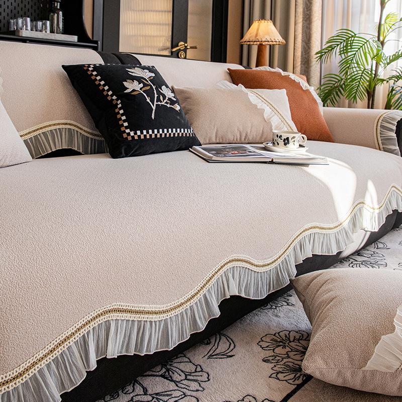 

Retro high-end skirt sofa cushion, universal in all seasons, straight row non-slip leather sofa cushion 2025 new cover 70*70cm