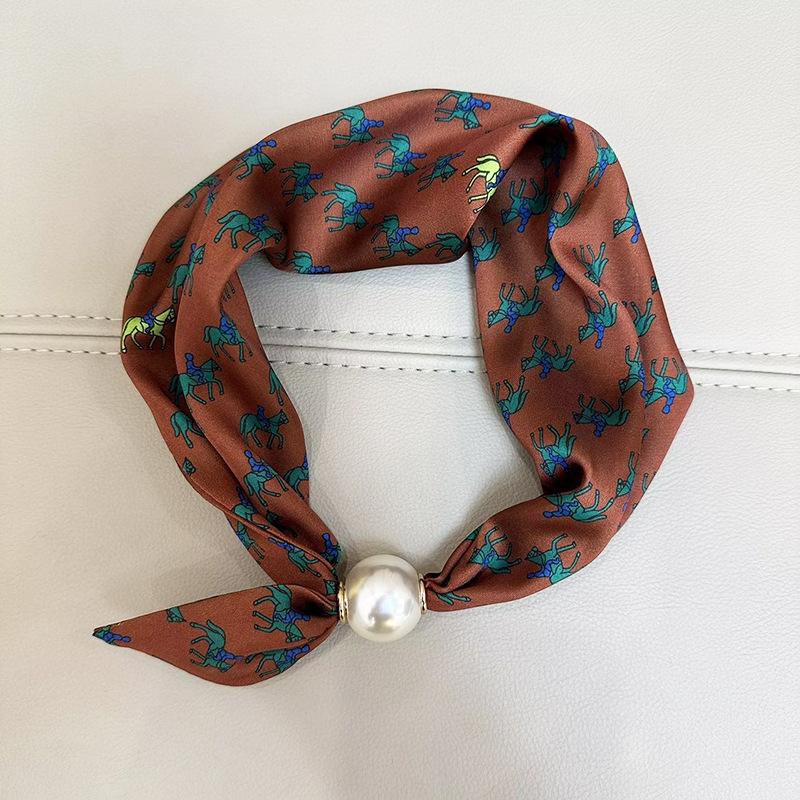 Summer 2025 Pearl Magnetic Buckle Scarf: Versatile, Decorative, Breathable Neck Warmer