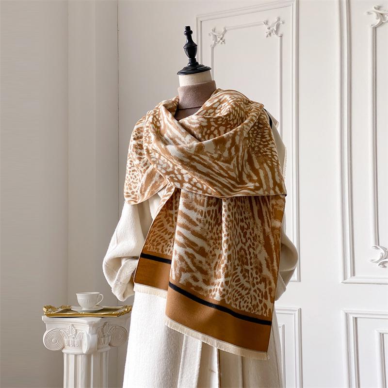 Winter Cashmere Scarf for Women Luxury Warm Shawl Leopard Print Windproof Cape Pashmina Handerchief designer Female Scarf