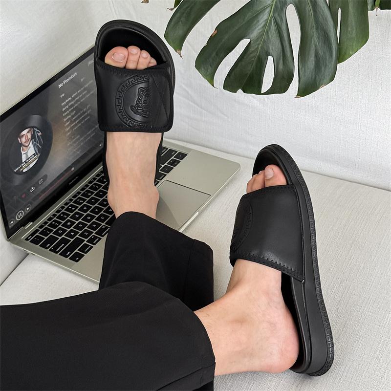 Pantofole da uomo estate tendenza abbigliamento nero a fascia singola da uomo nuove pantofole casual con plateau 4773-J