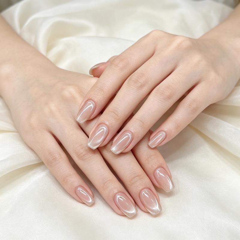 Pure Desire Ice Translucent Cat Eye Press-On Nails for Daily Commute