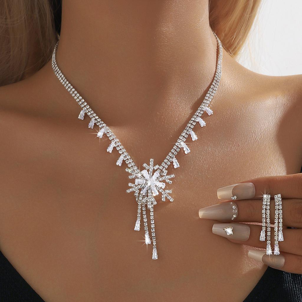 3 stk Dame Mote Kobberinnlagt Zirkon Klo Kjede Halskjede Øredobber Zirkon Sett Passer til Bryllup, Fest, Festival Gaver