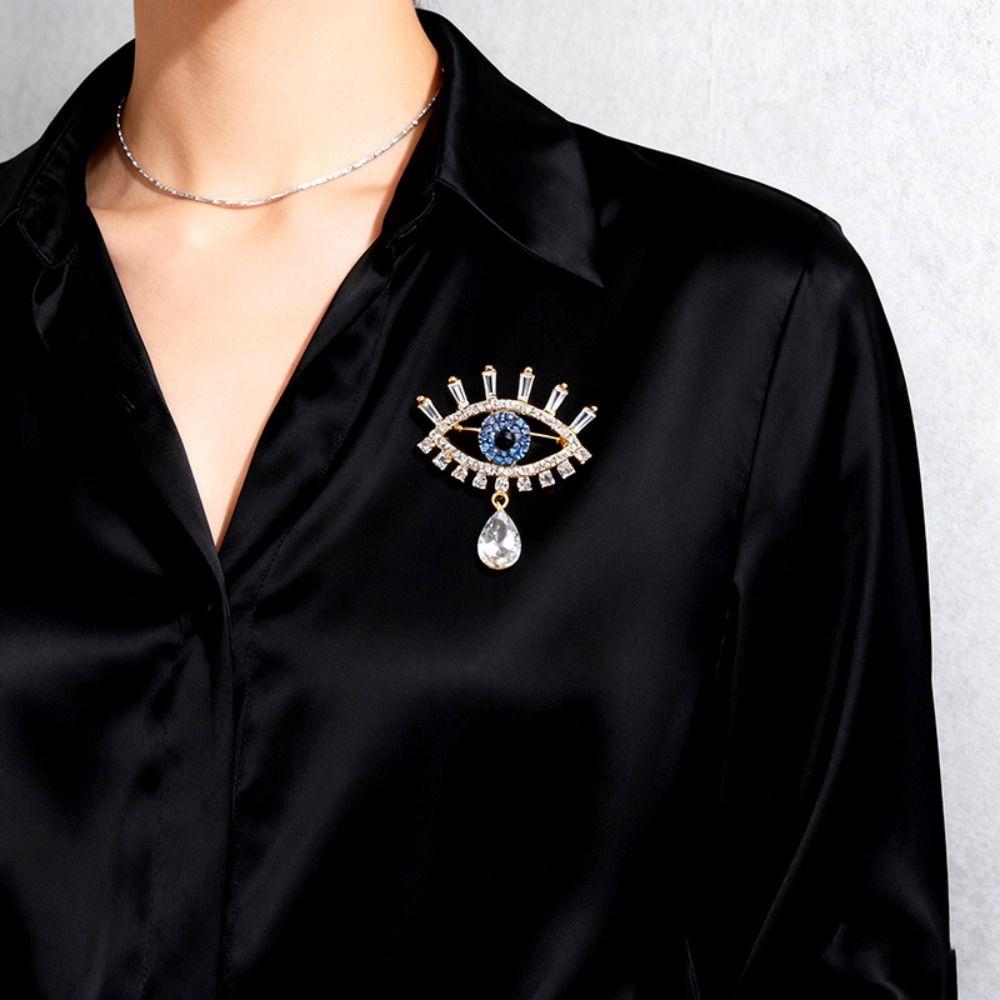 Hollow Out Devil Eye Brooch Pin Crystal Pendant Banquet Clothes Pin Decoration