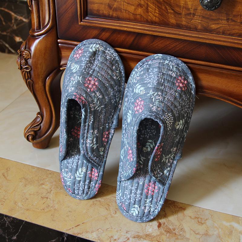 Women's Cotton Foldable Indoor Slippers - Cloth Bottom, Closed Toe, Quiet & Artful Design for All Seasons