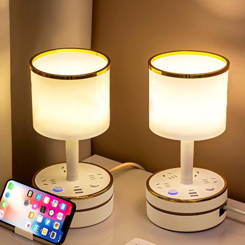 Elegante Nachttischlampe: Moderner Luxus und Komfort für Schlafzimmer oder Kinderzimmer 2024.