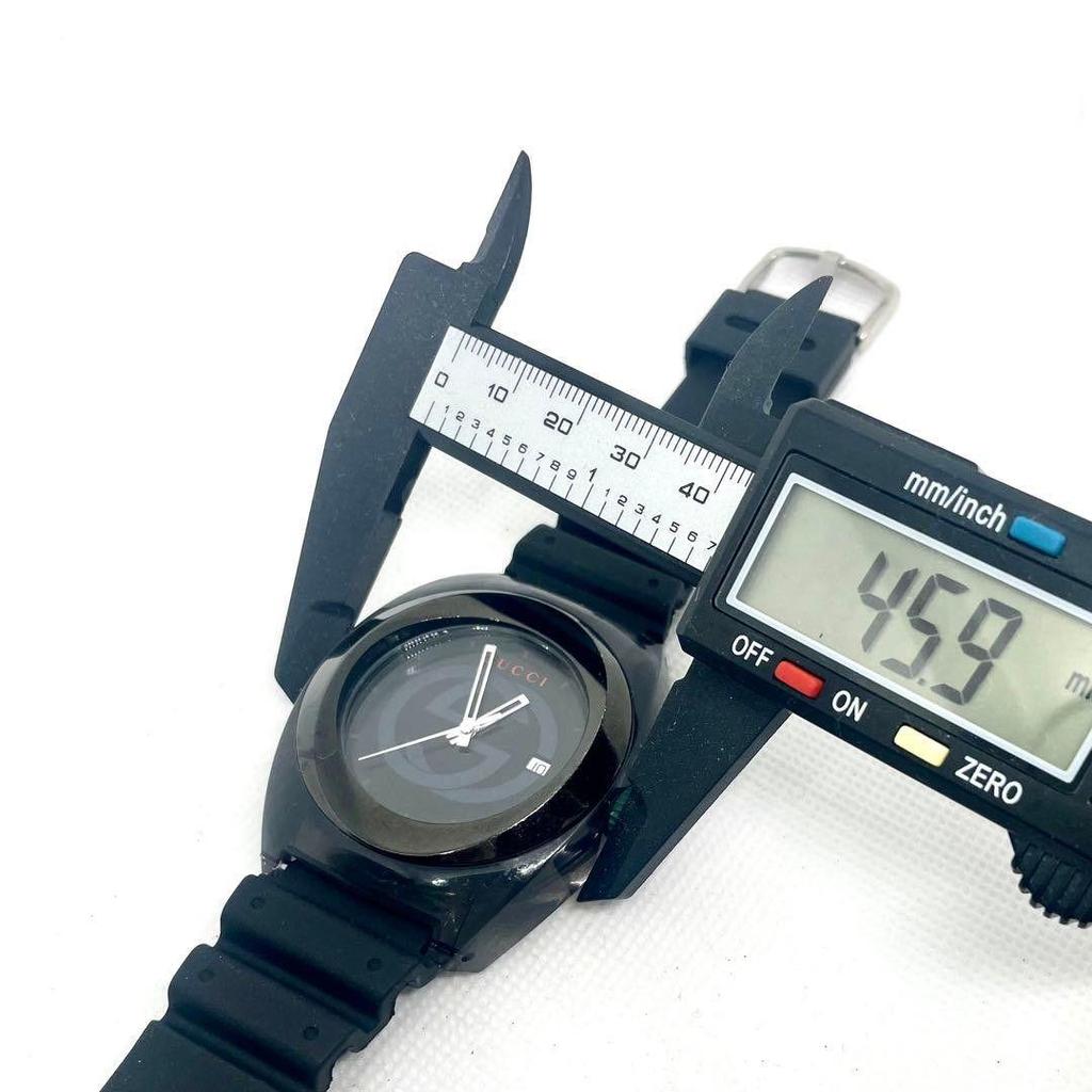 Used GUCCI SYNC men's watch, working item, new battery, brand new strap replaced