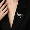 Fashion Cute Animal Squirrel Brooch Temperament Versatile Female High-end Exquisite Design Corsage Pin Clothes Accessories