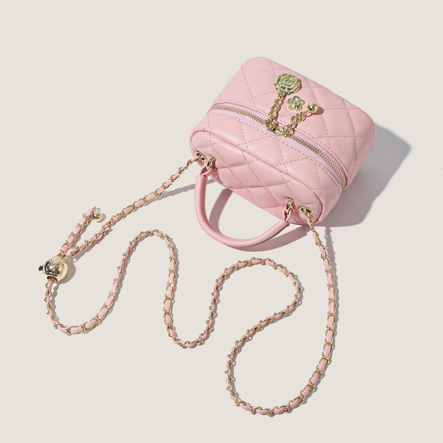 

Bag Women s niche shoulder bag High value chain Rhombus bag Fashion messenger bucket bag