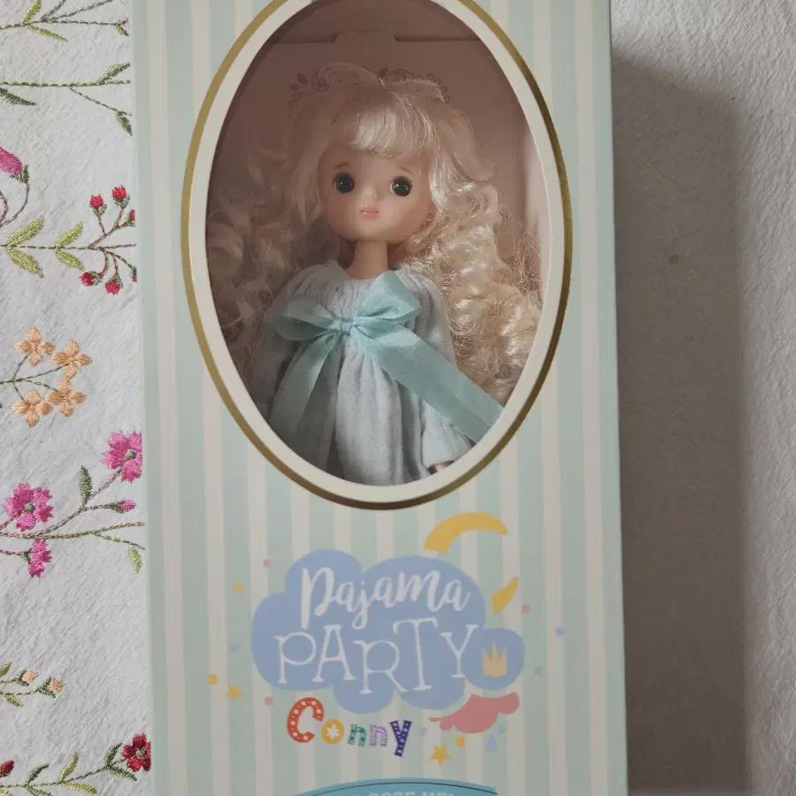 

Пижамная вечеринка Rosemella Connie