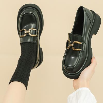 Damen-Slipper aus Plattformleder aus erster Schicht Rindsleder, Winter 2024, Samt, vielseitig, mit Retro-Pferdeschnalle, britische kleine Lederschuhe