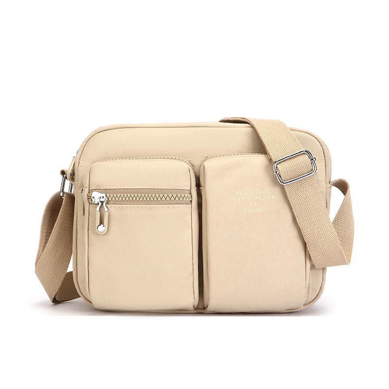 Women's Large Capacity Shoulder Bag Water-repellent Nylon Crossbody Bag Outdoor Handbag